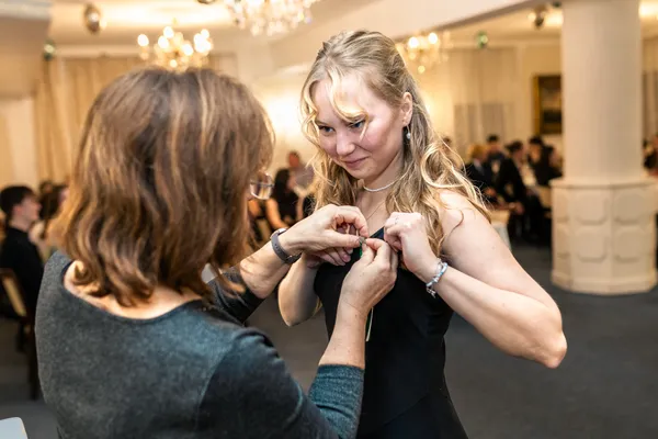 Stužkáč foto - stužkování